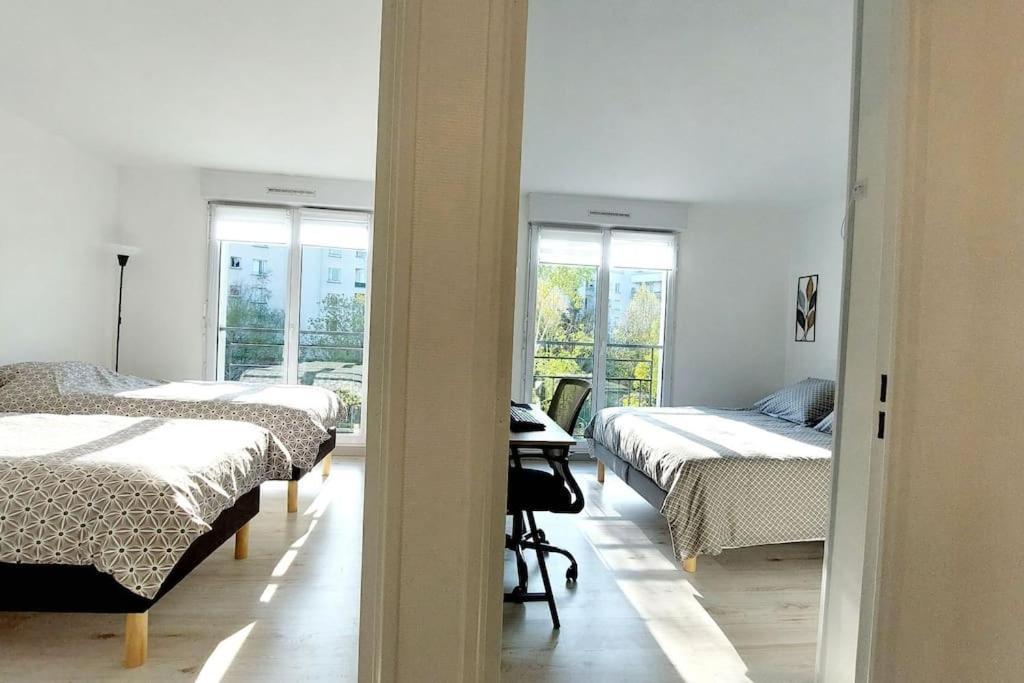 קרגי Cosy Home 2, 2 Chambres, 6 Personnes, 3 Min Gare, Parking מראה חיצוני תמונה