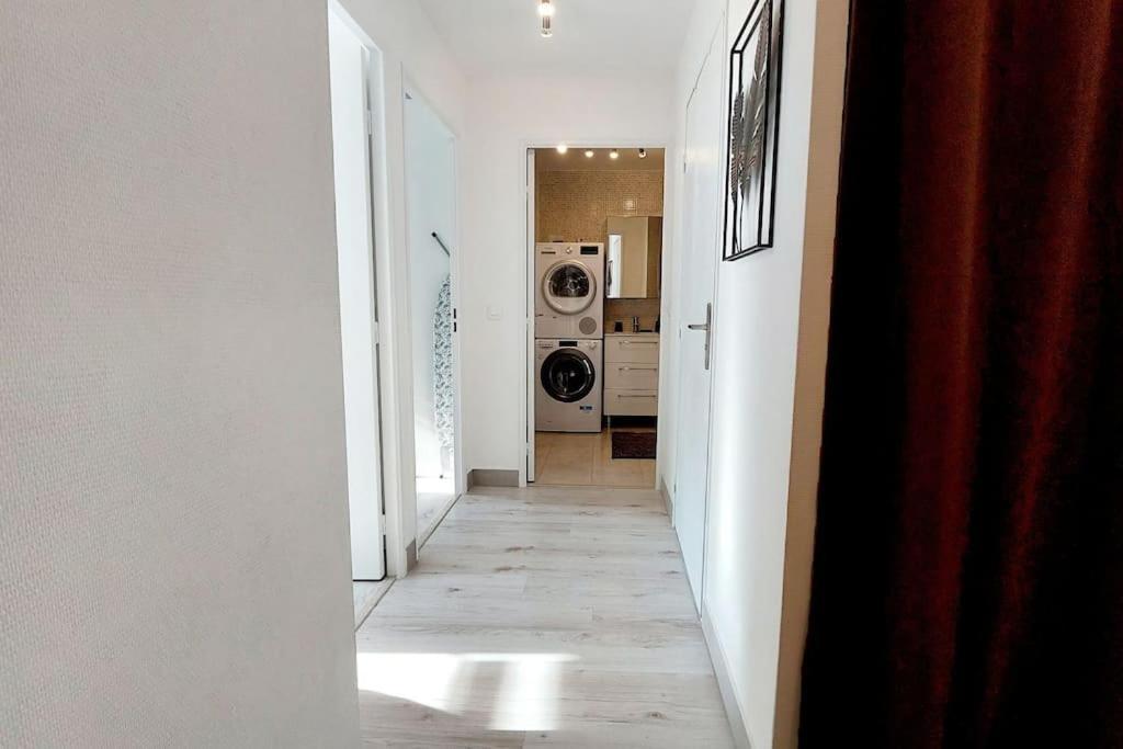 קרגי Cosy Home 2, 2 Chambres, 6 Personnes, 3 Min Gare, Parking מראה חיצוני תמונה