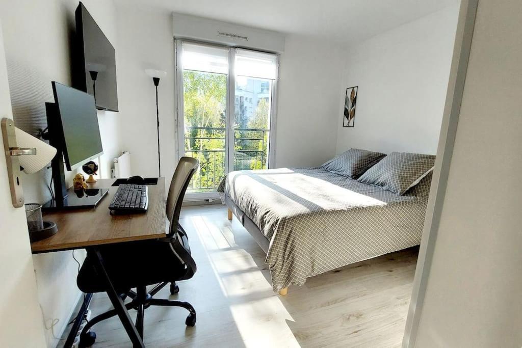 קרגי Cosy Home 2, 2 Chambres, 6 Personnes, 3 Min Gare, Parking מראה חיצוני תמונה