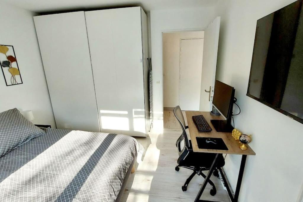 קרגי Cosy Home 2, 2 Chambres, 6 Personnes, 3 Min Gare, Parking מראה חיצוני תמונה