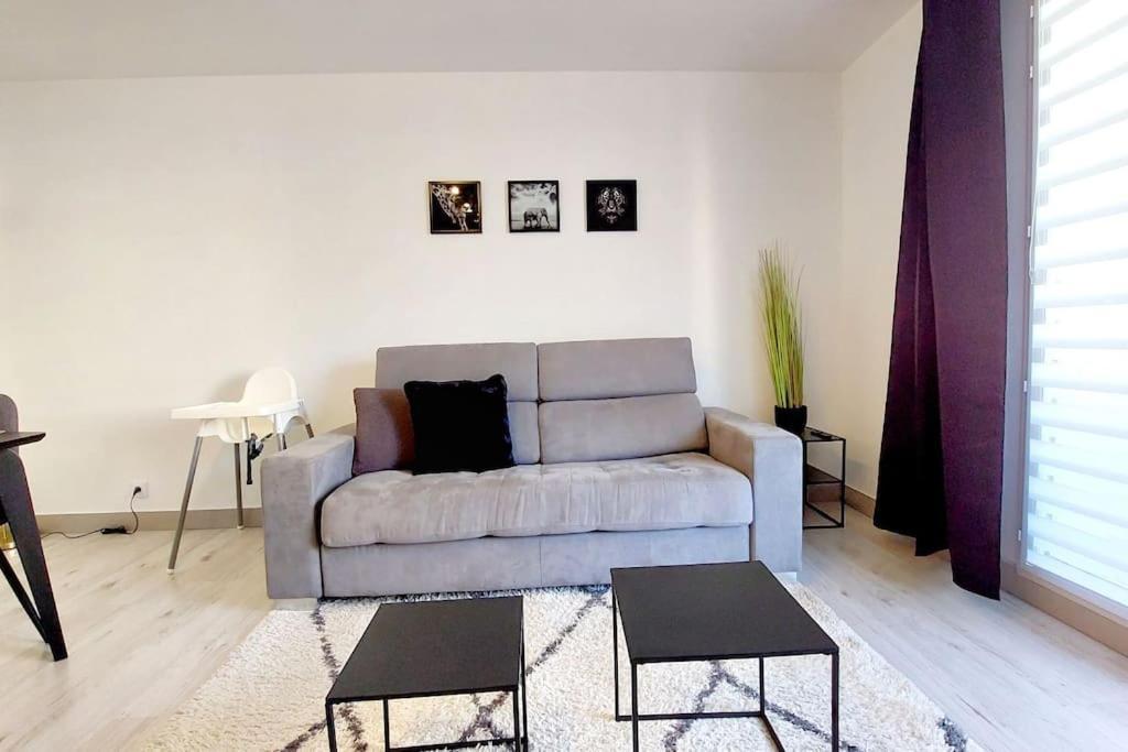 קרגי Cosy Home 2, 2 Chambres, 6 Personnes, 3 Min Gare, Parking מראה חיצוני תמונה